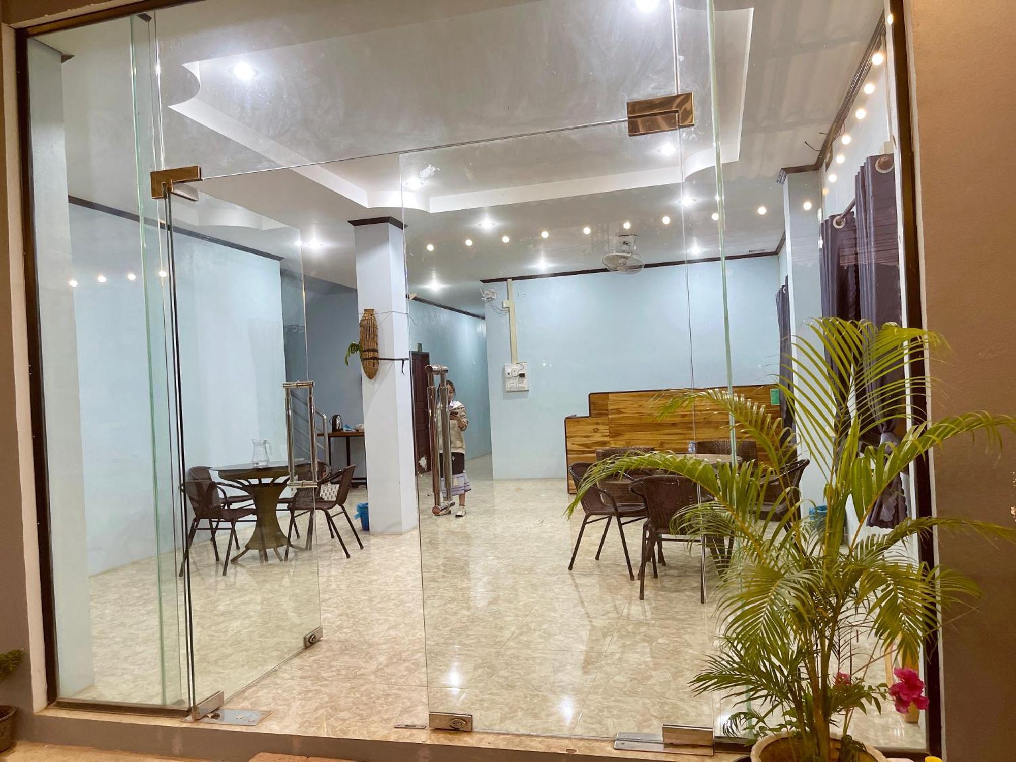 Smile Guesthouse Vangvieng Vang Vieng Bagian luar foto
