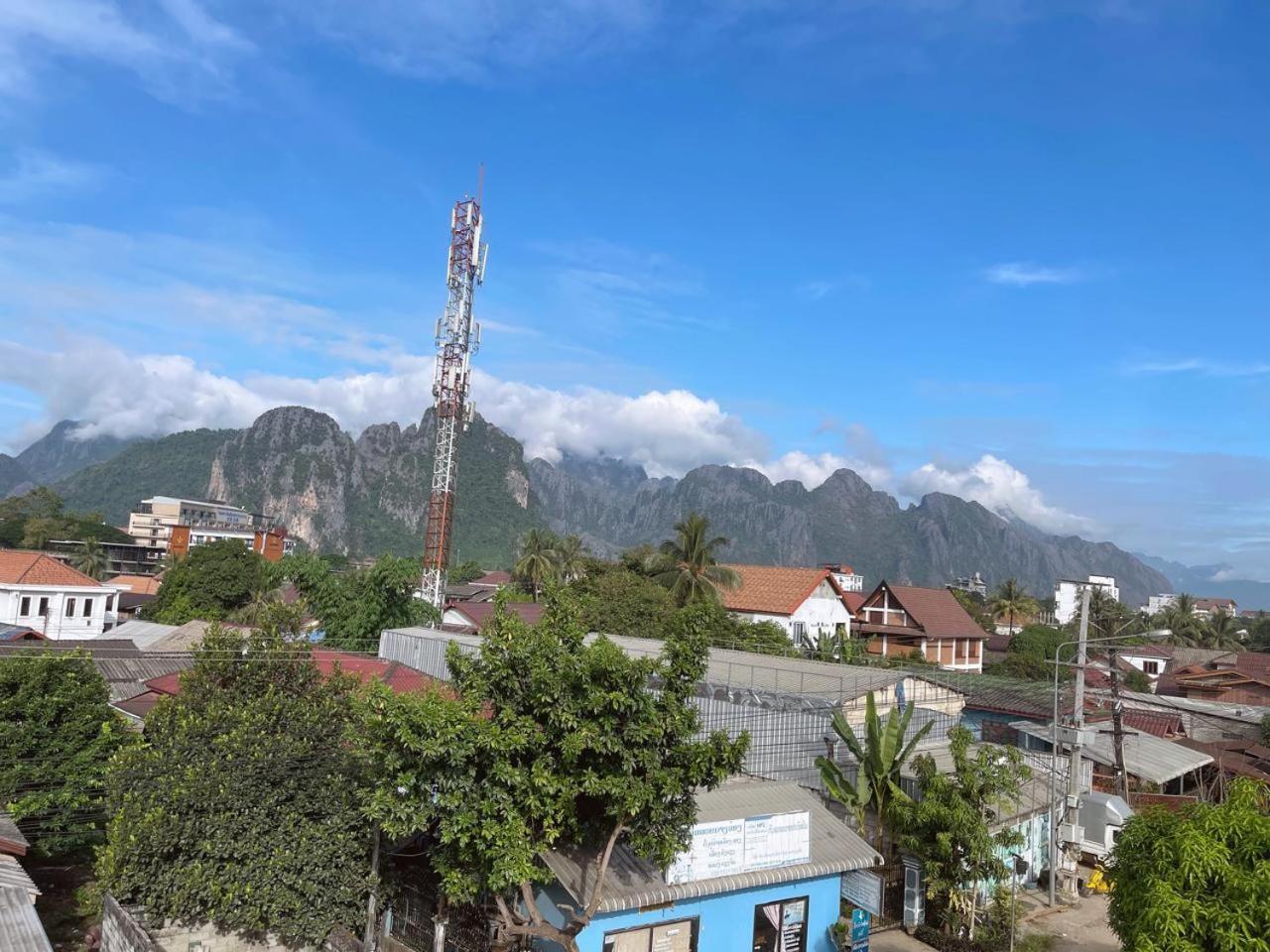 Smile Guesthouse Vangvieng Vang Vieng Bagian luar foto