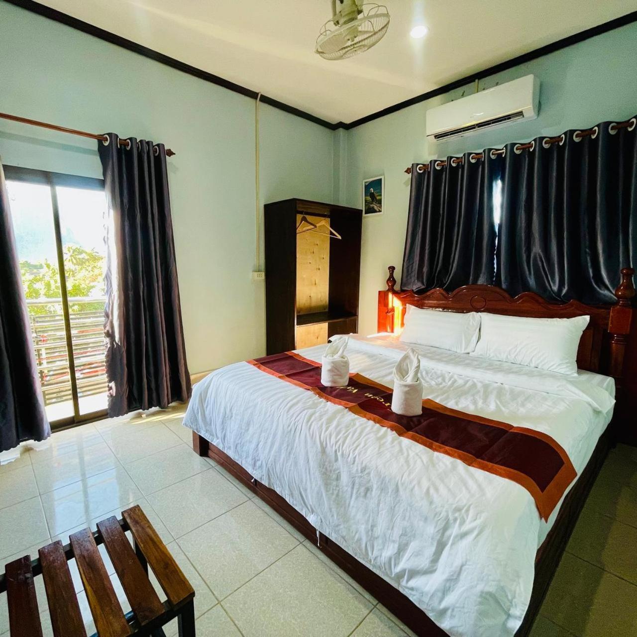 Smile Guesthouse Vangvieng Vang Vieng Bagian luar foto