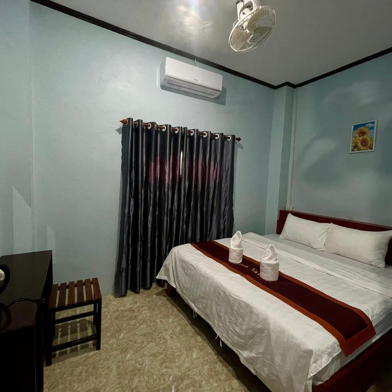 Smile Guesthouse Vangvieng Vang Vieng Bagian luar foto