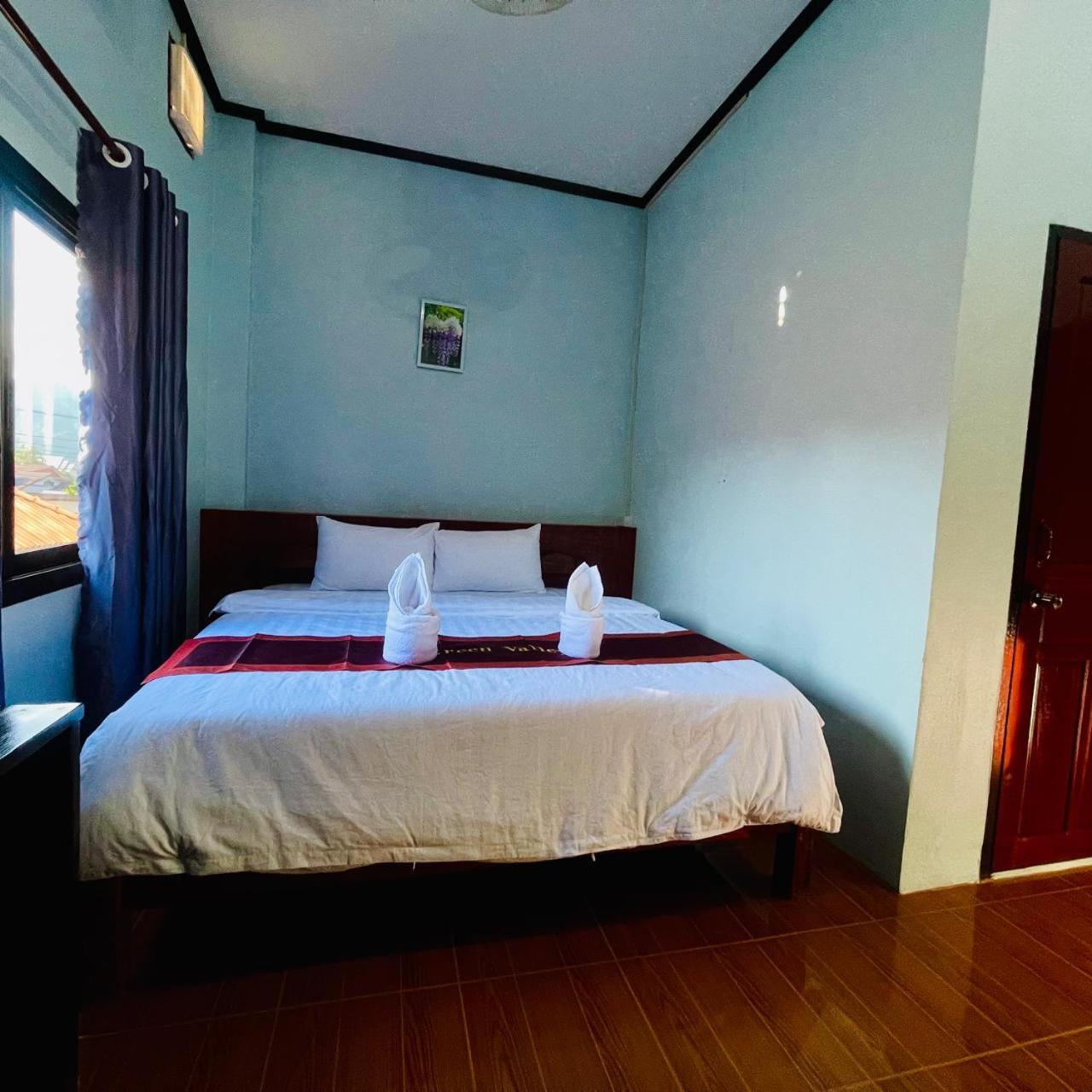 Smile Guesthouse Vangvieng Vang Vieng Bagian luar foto